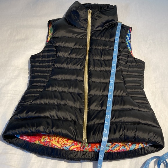 Lilly Pulitzer packable down vest small black - Picture 14 of 16